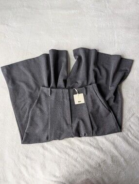 NWT B.yu Cropped Wide Leg Trouser